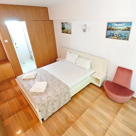 Steaua Apelor Family Resort Nufaru Exterior photo