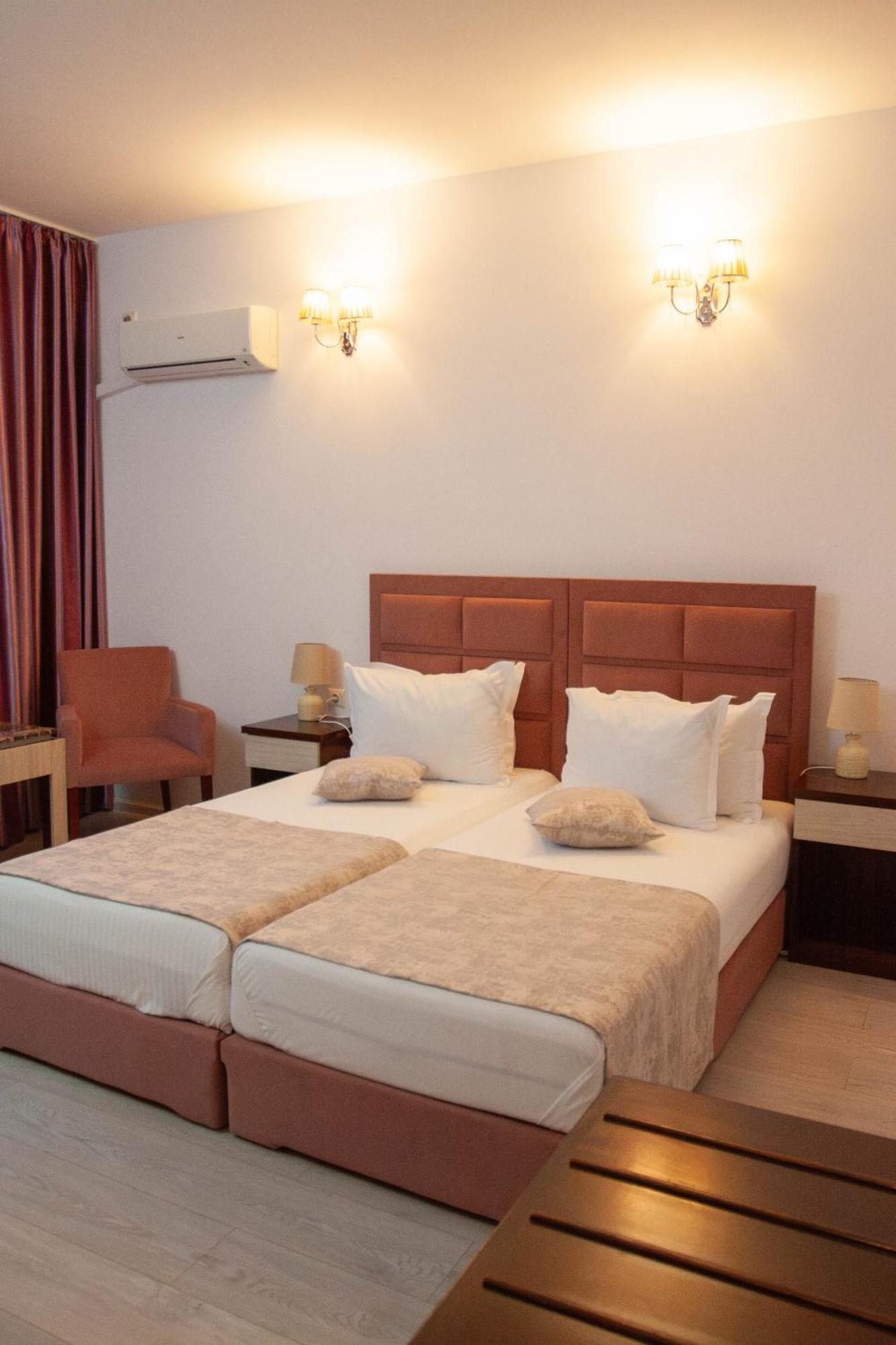 Steaua Apelor Family 4*
