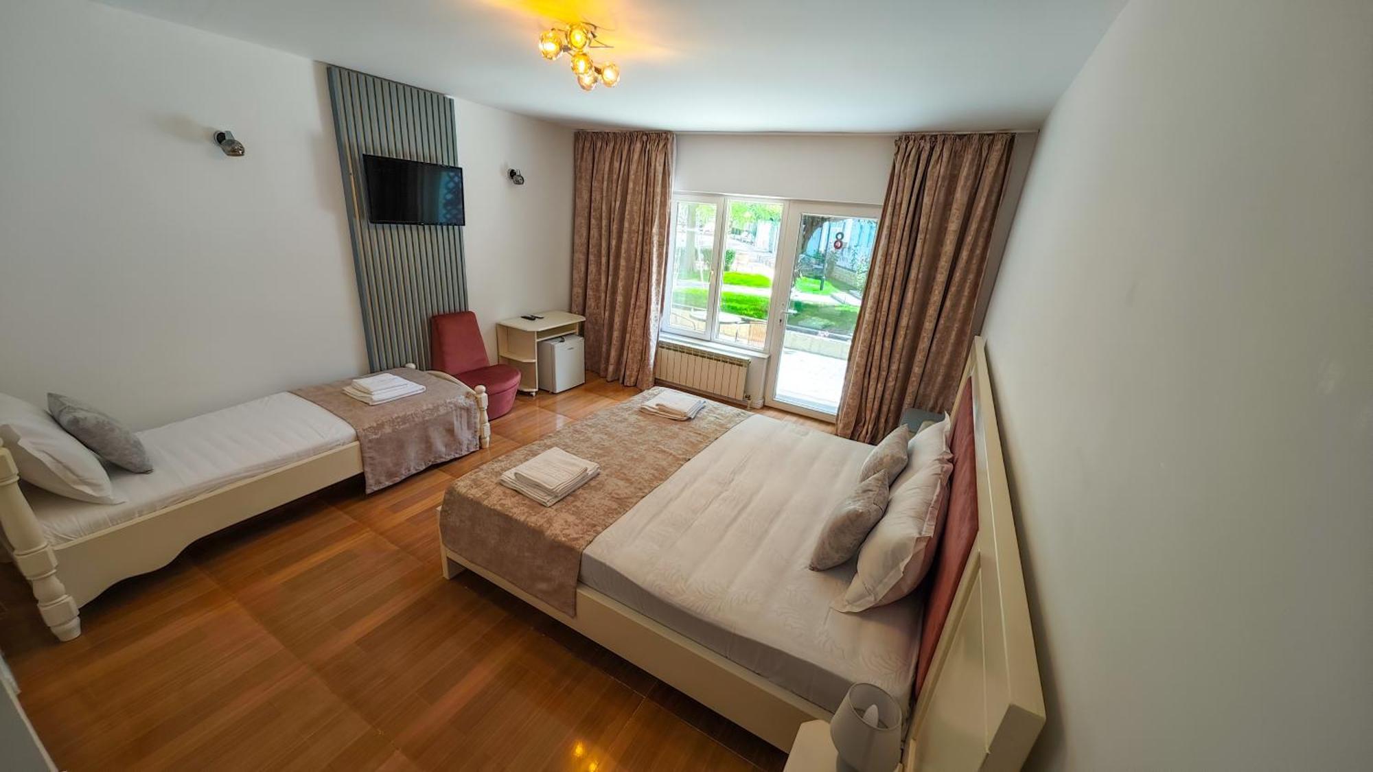 Guest house Steaua Apelor Family 4*